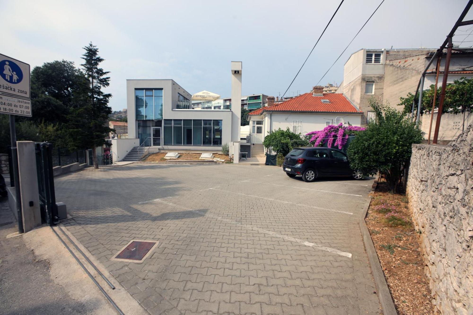 D R Apartments Σίμπενικ Εξωτερικό φωτογραφία